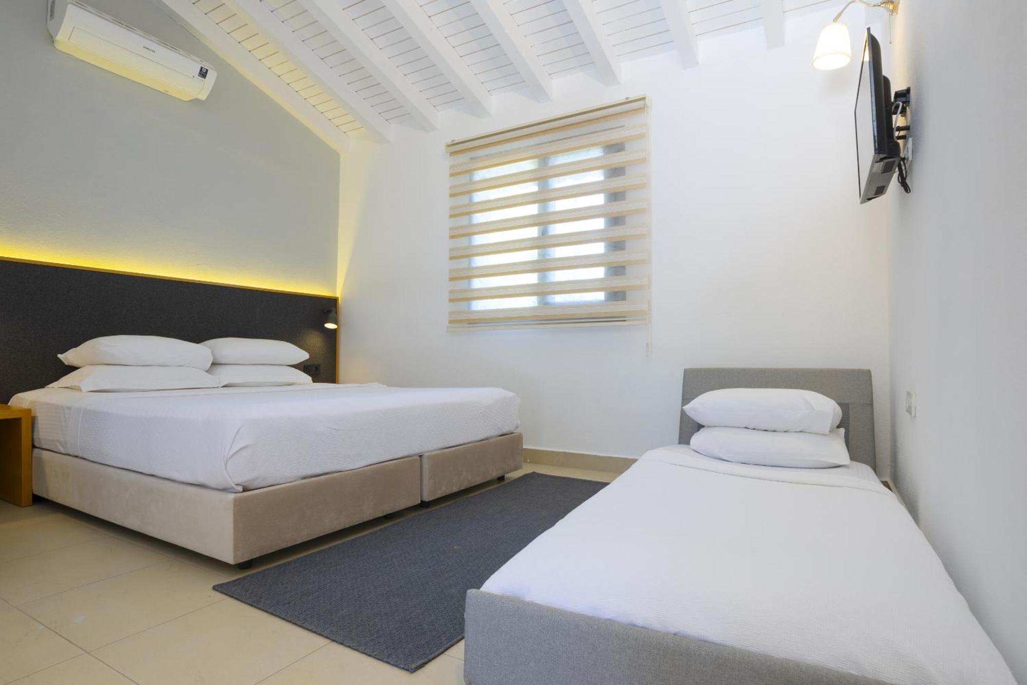 Aegean Apartments - Bungalows Alacati Quarto foto
